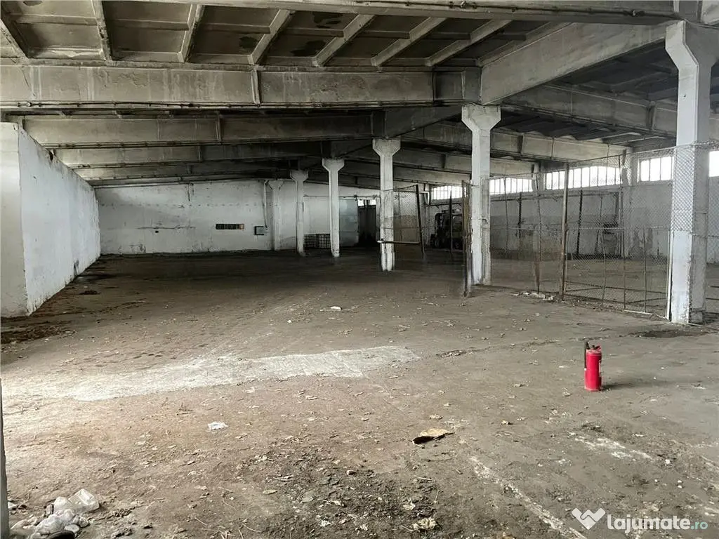 Spatii industriale , teren ,silozuri si Fabrica de nutret... 