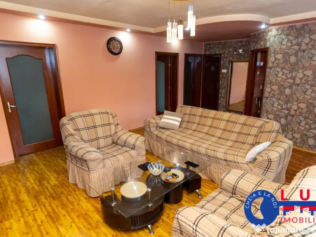 ID 6640 Vila de tip P+M in Cartier E3