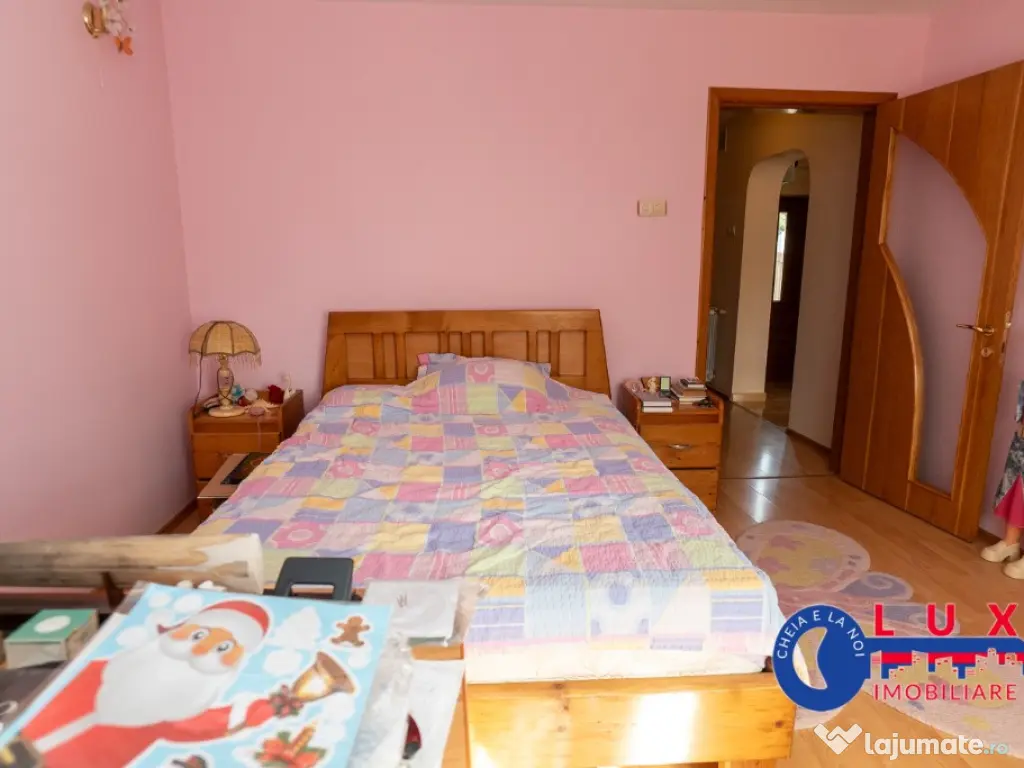 ID 6638 Vila de tip P+M in Zona CENTRALA 