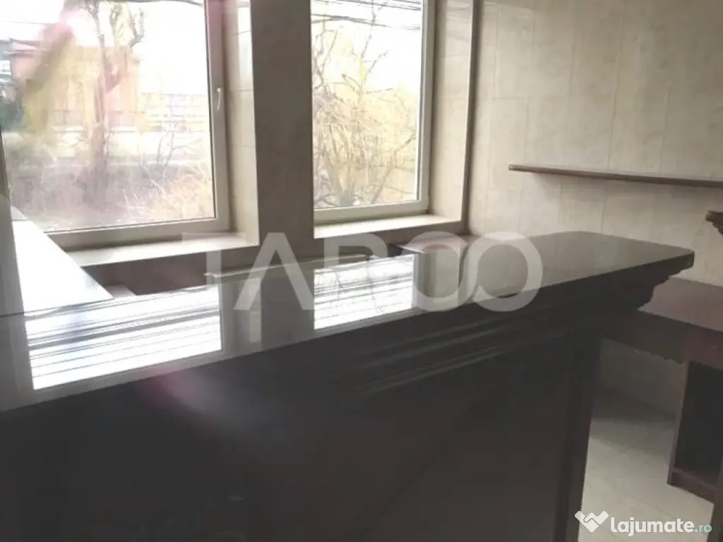 Spatiu de birouri decomandat 4 incaperi generoase zona Terez 