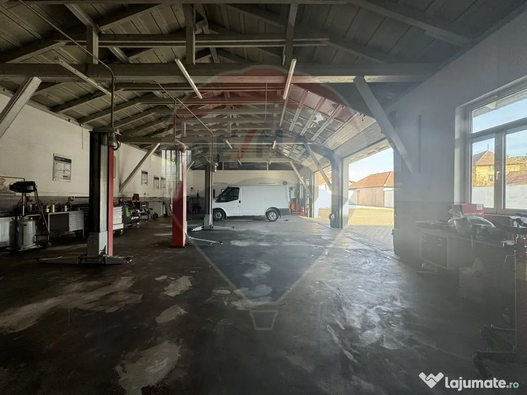 Service Auto de Închiriat – Complet Echipat, Pregătit... 