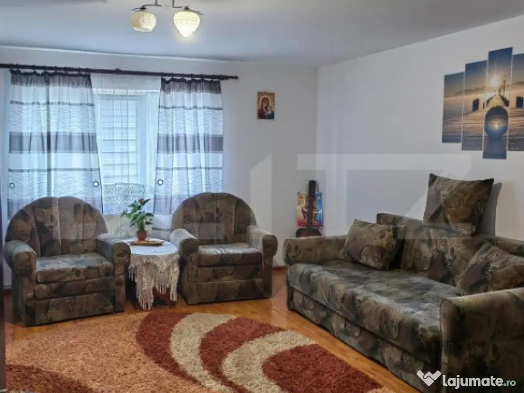 Casă de vânzare în Gura Humorului + teren generos