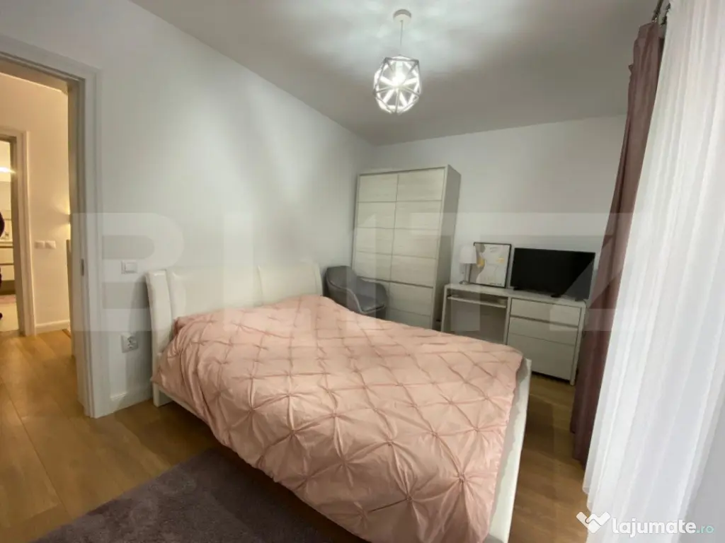 Casa de vacanta cu priveliste catre lac, 213 mp utili, 3500