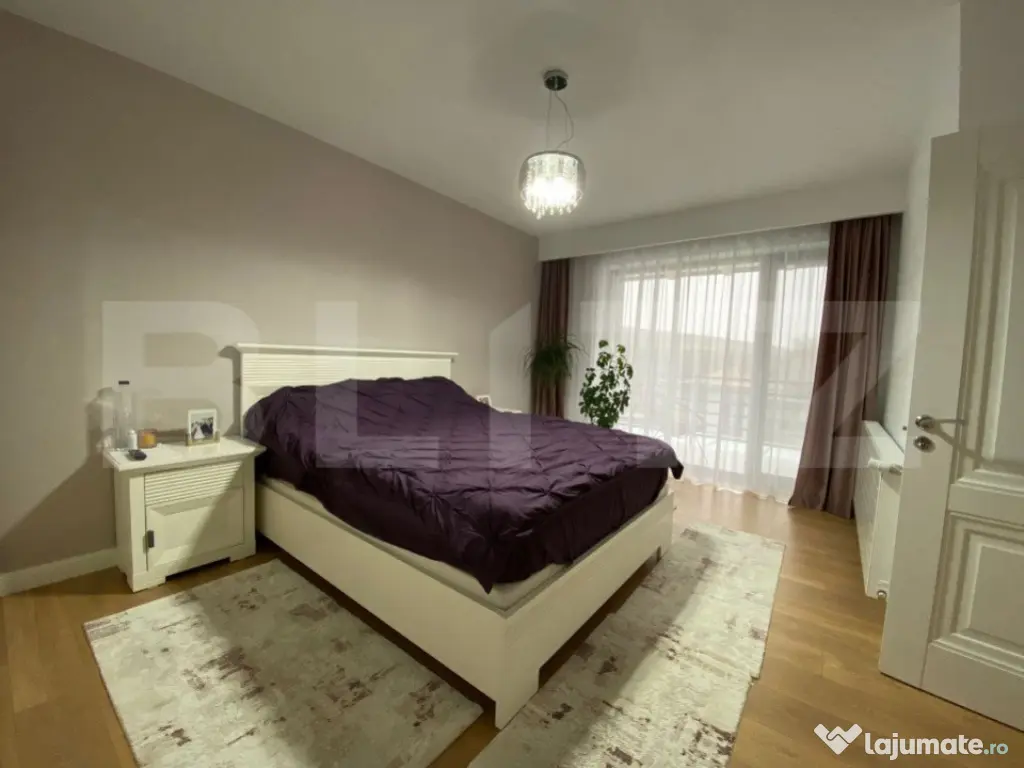 Casa de vacanta cu priveliste catre lac, 213 mp utili, 3500