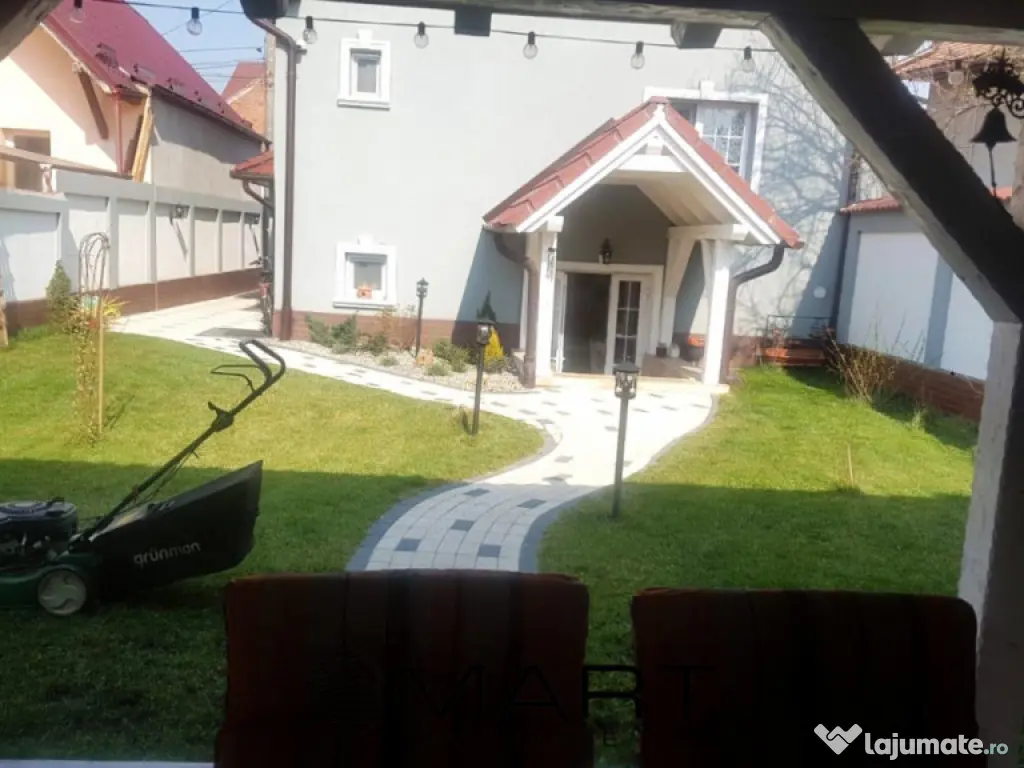Casa singur in curte zona Gusterita