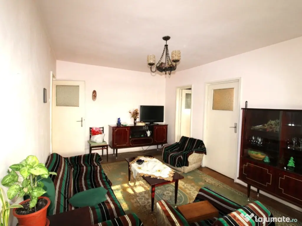 Apartament cu 3 camere in Micro 19 la Parma 