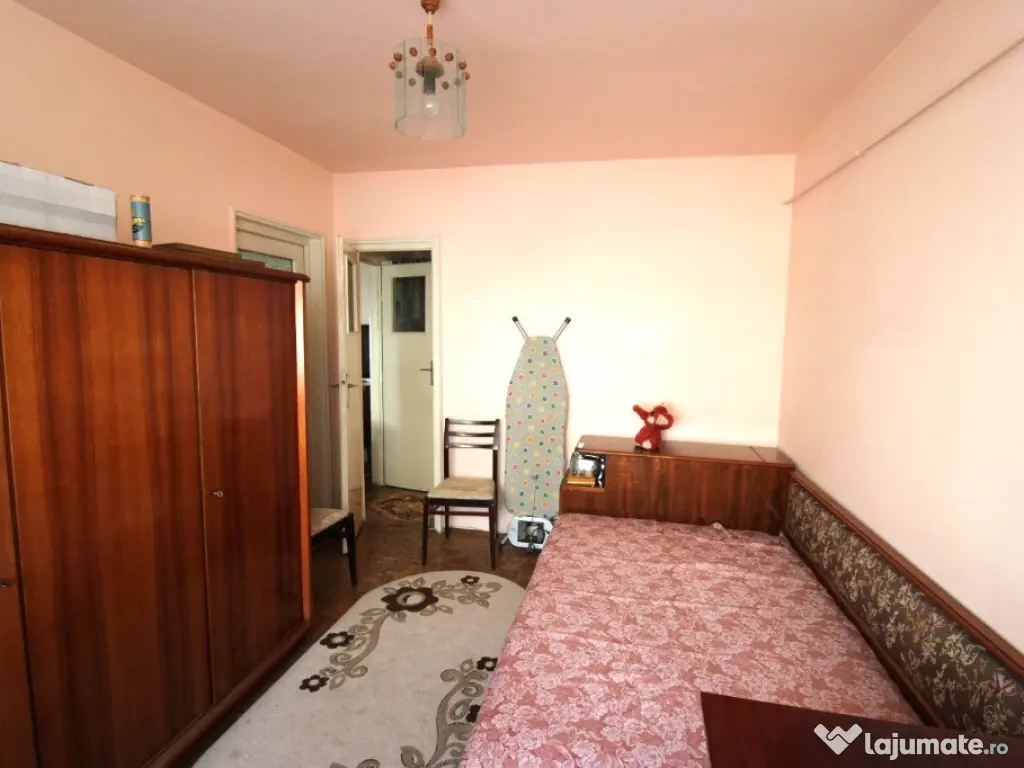 Apartament cu 3 camere in Micro 19 la Parma 
