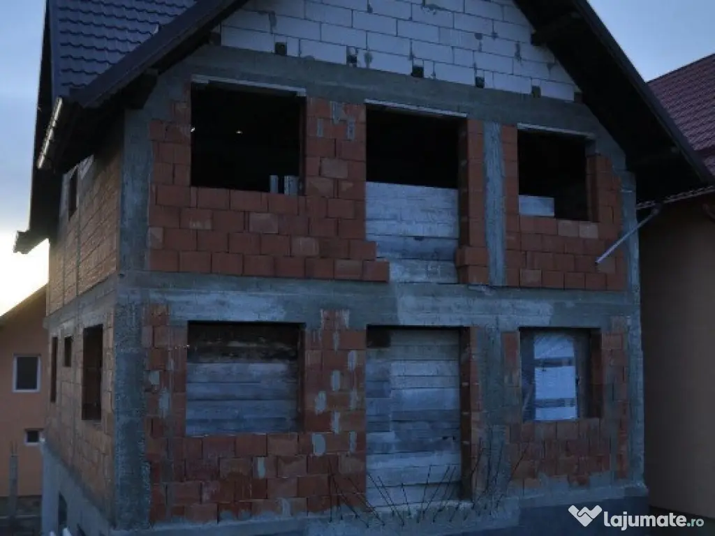 Vila la Rosu in Burdujeni