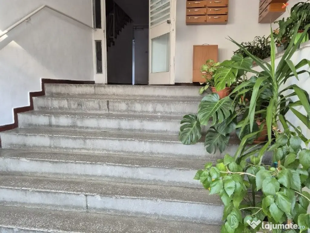 Ion Mihalache-parcul Kiseleff, vanzare apartament 3 camere decomandat 