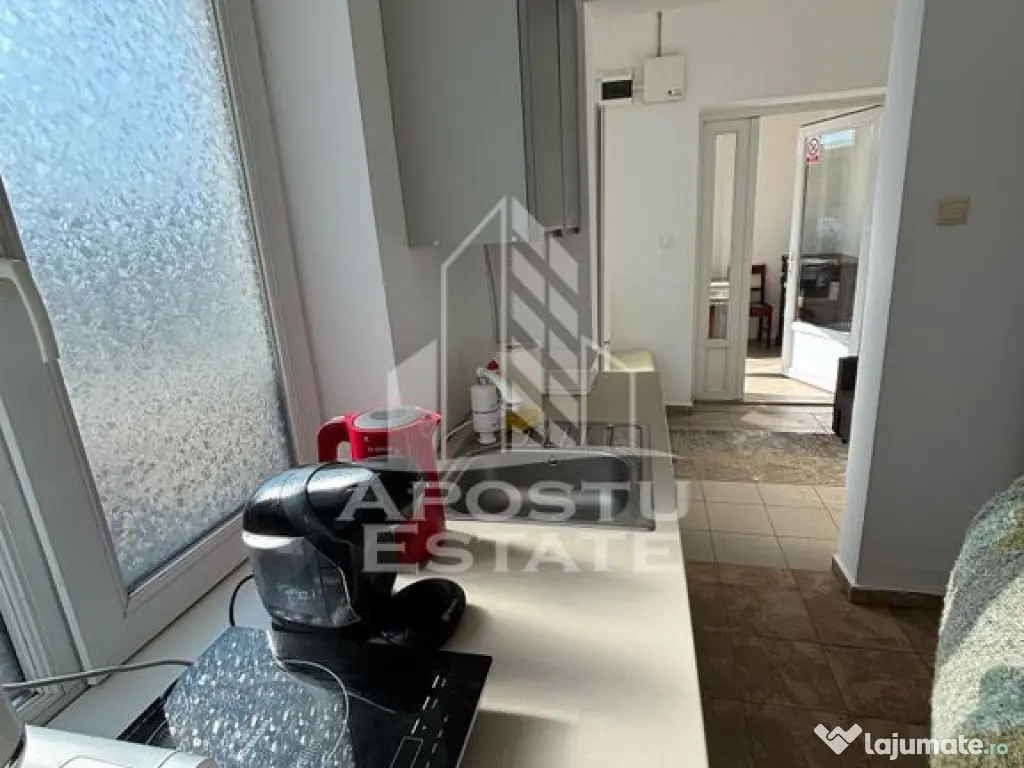 Apartament la casa cu 2 camere, loc de parcare, zona Tele... 