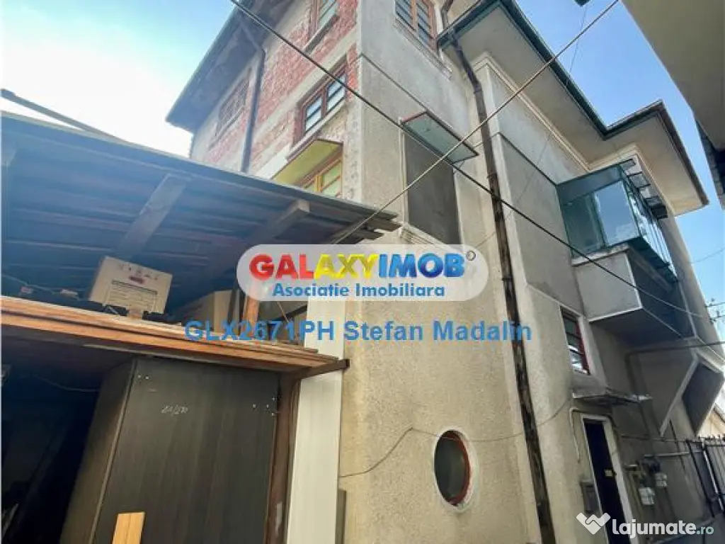 2 CORPURI DE CASA - SPATIU COMERCIAL - STRADA POSTEI, PLOIE 