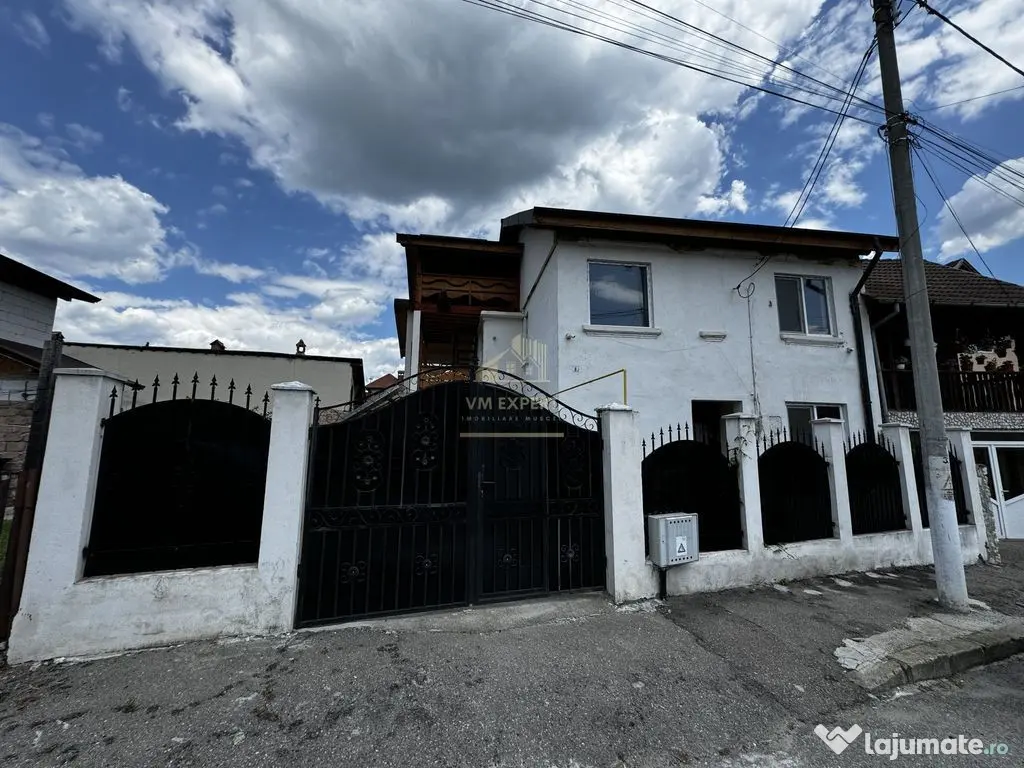 CASA 4 CAMERE TEREN 338 MP CAMPULUNG