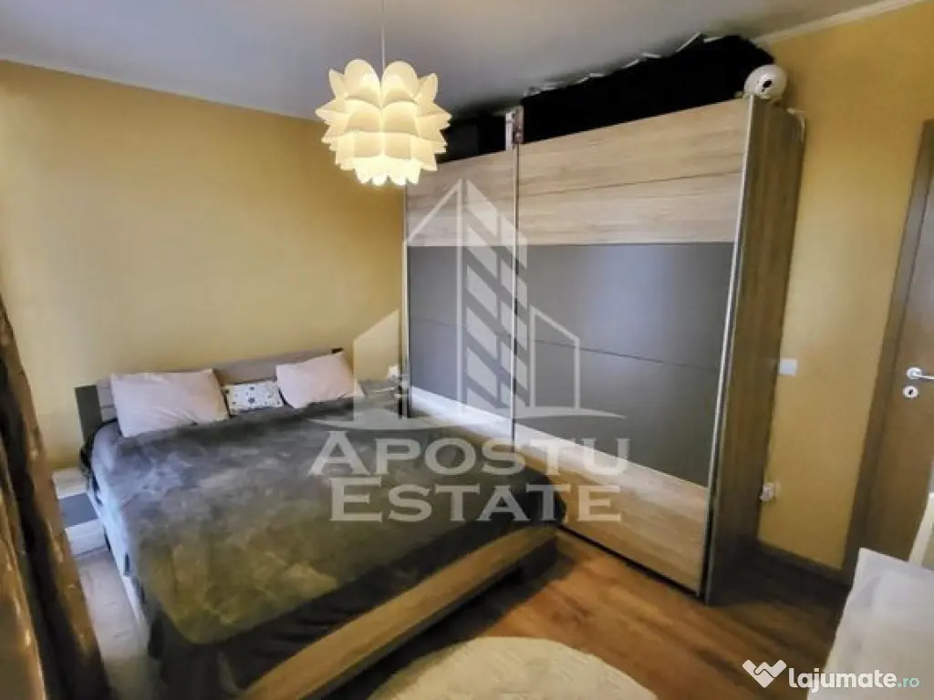 Apartament cu 3 camere și 2 băi în Giroc la asfalt. 