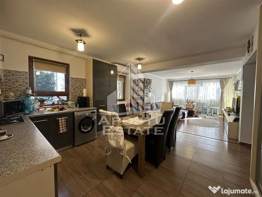 Apartament cu 3 camere și 2 băi în Giroc la asfalt. 