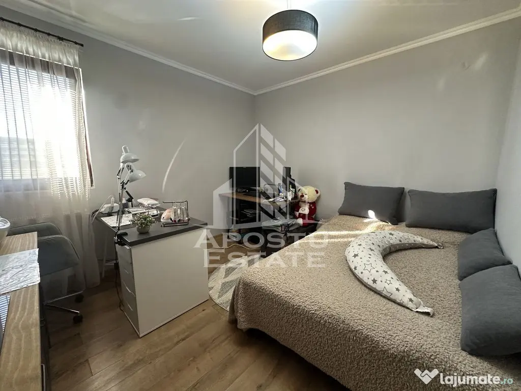 Apartament cu 3 camere și 2 băi în Giroc la asfalt. 