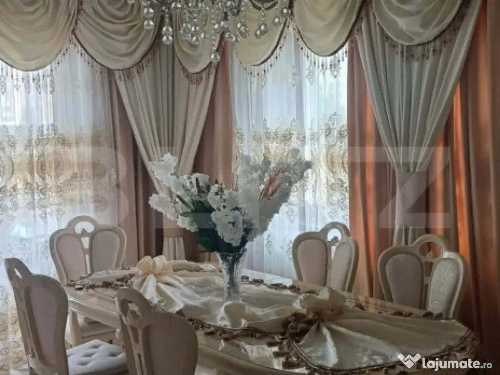 Apartament 3 camere, 85 mp, decomandat, zona Noua