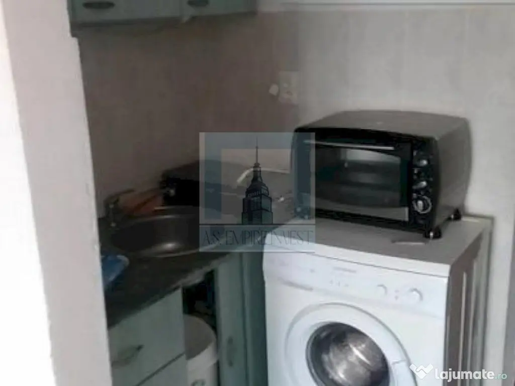 Garsoniera mobilata-utilata - zona Triaj (ID: 9802)