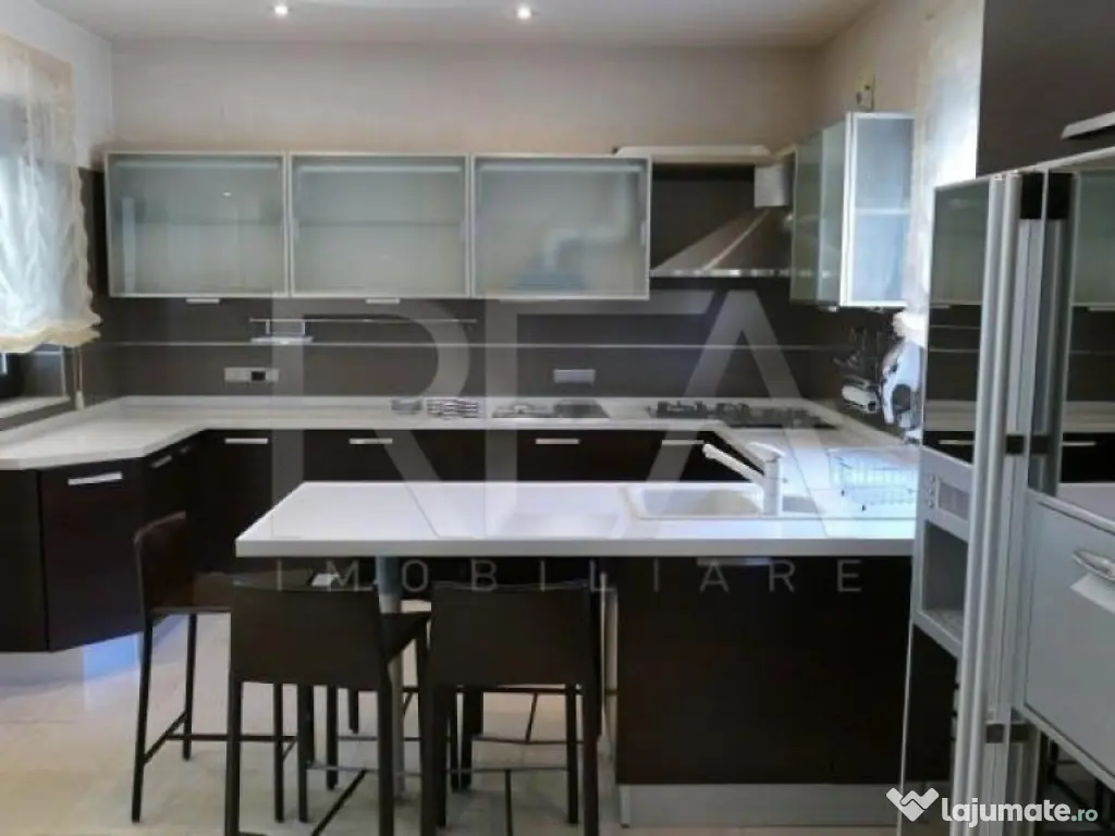 Vila Exclusivista | Piscina si 1877 m.p teren | Erou Iancu N