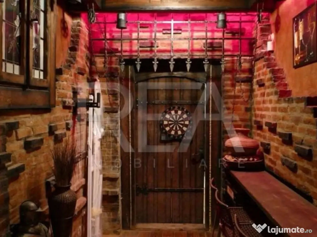 Vila Exclusivista | Piscina si 1877 m.p teren | Erou Iancu N