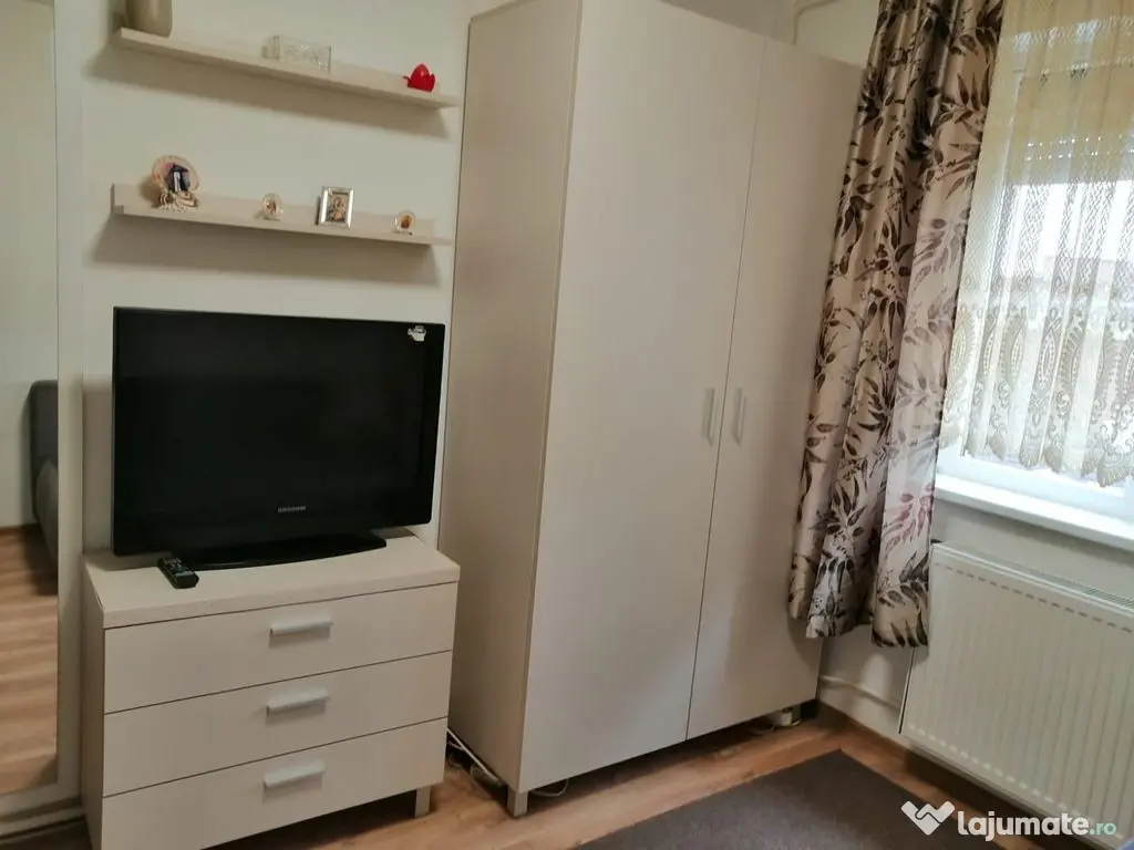 Garsonieră in apropiere de malul Mureșului