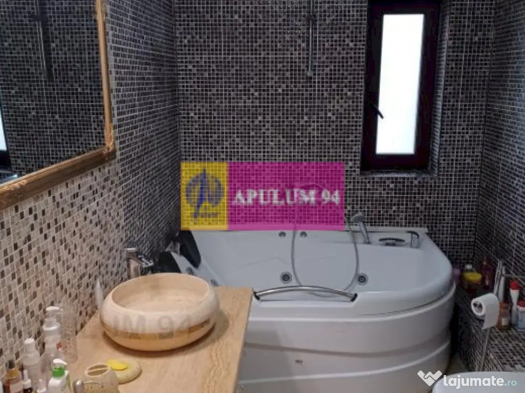 Săbăreni, vilă S+P+1, curte 568 mp, aproape de pădure 