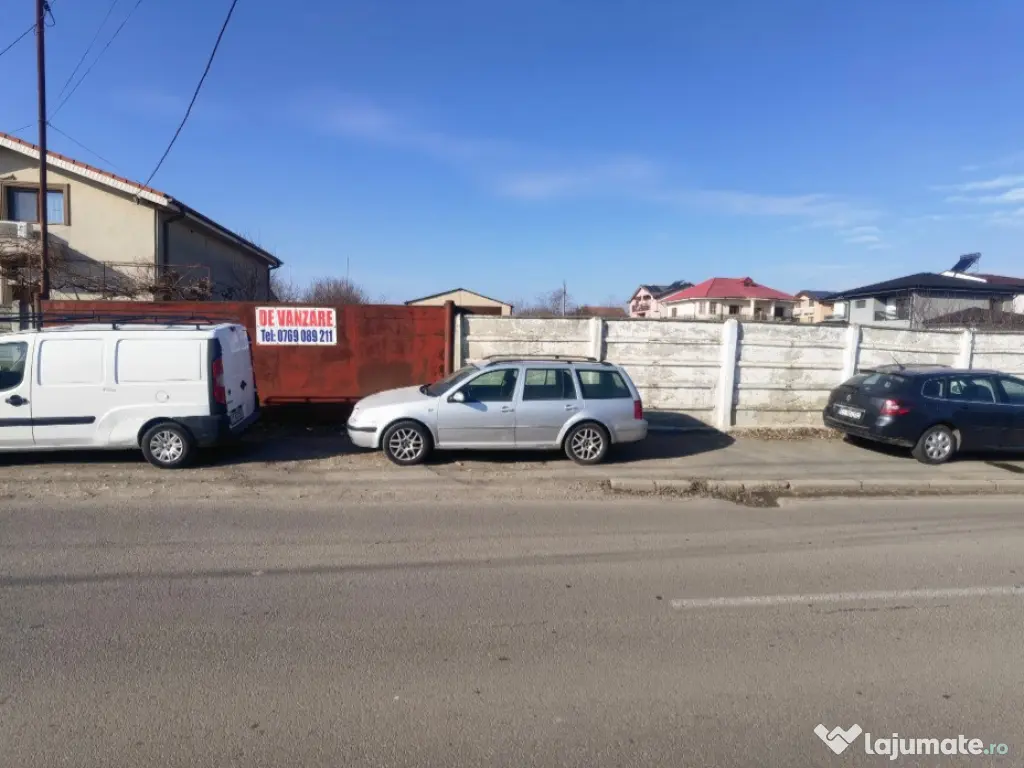 Teren 800 mp toate utilitatile langa teren Strada Comarnic