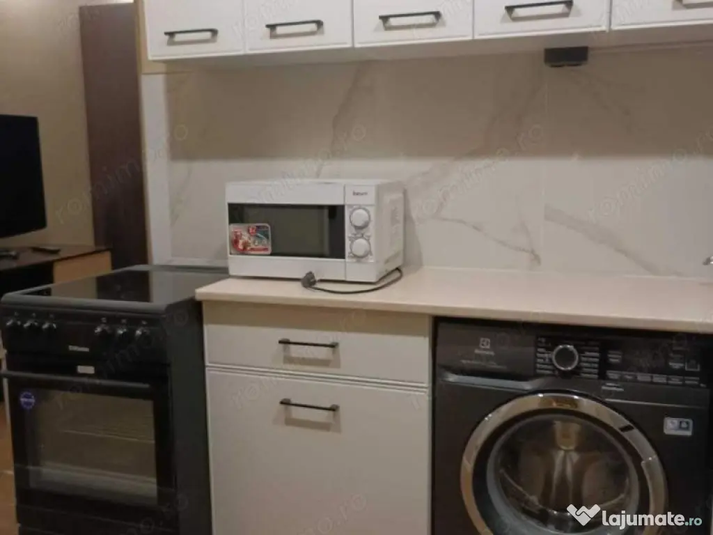 Garsoniera de inchiriat 