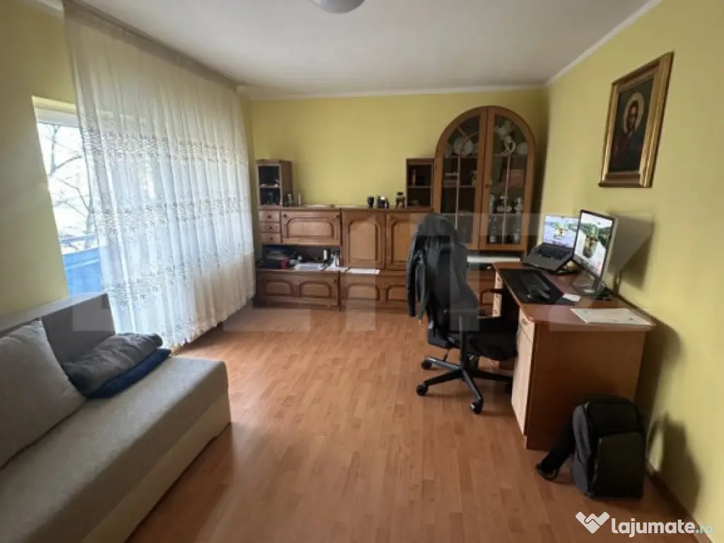 Apartament cu 3 camere, 67 mp, zona Micro 17