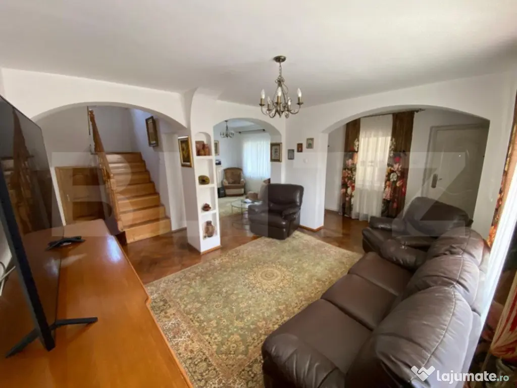 Casa deosebita in Valea Voievozilor