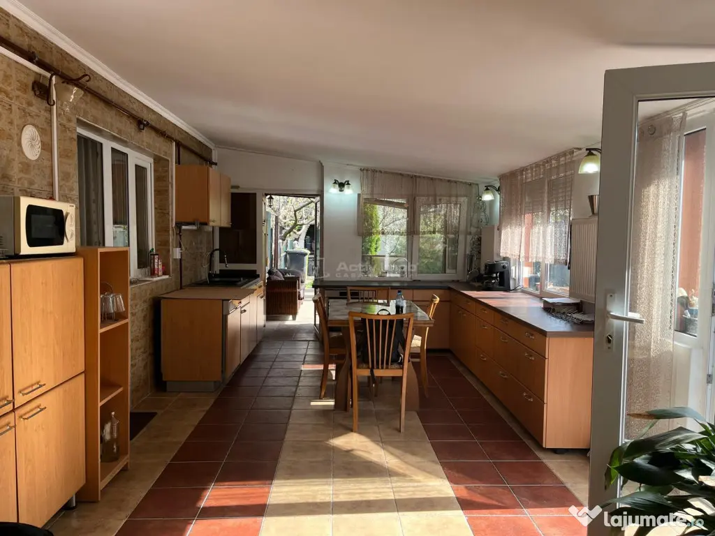 Lugoj, Casa 8 Cam., La Cheie, str. Marasesti 