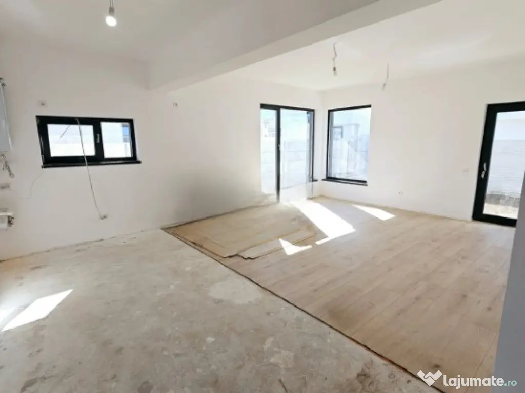 Casa individuala 4 CAMERE/700 M de Blv./Com.Berceni/COMISION 0 %