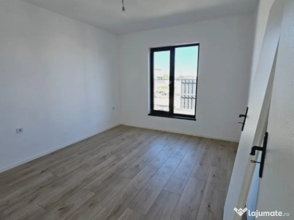 Casa individuala 4 CAMERE/700 M de Blv./Com.Berceni/COMISION 0 %