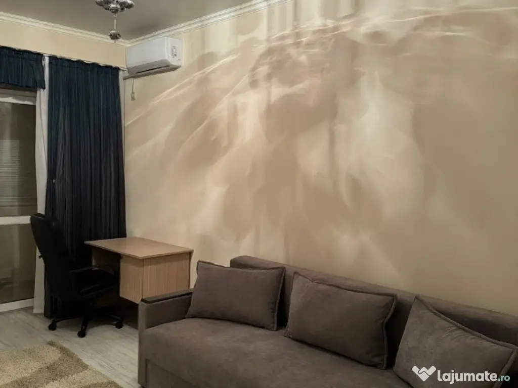 Tractorul-Garsoniera de inchiriat