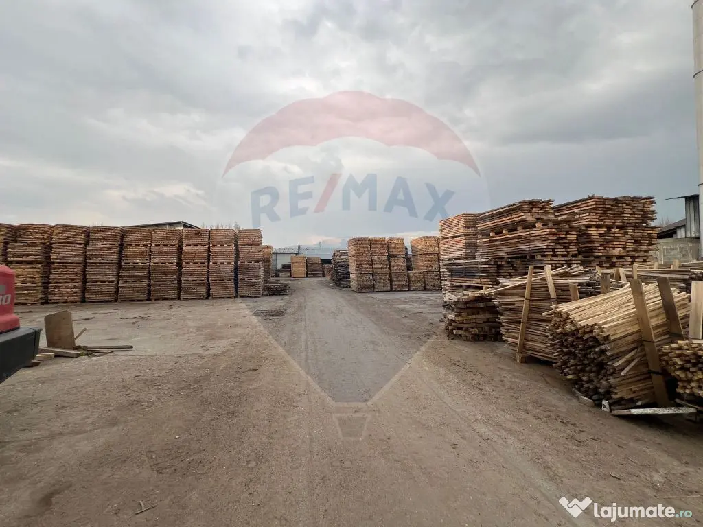 Spațiu industrial de 7,756mp de vânzare 