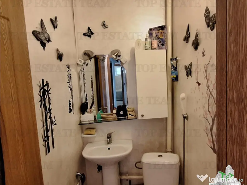 Apartament spatios 4 camere zona CET, Constanta 