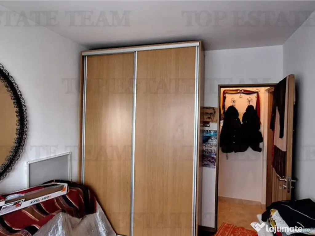 Apartament spatios 4 camere zona CET, Constanta 