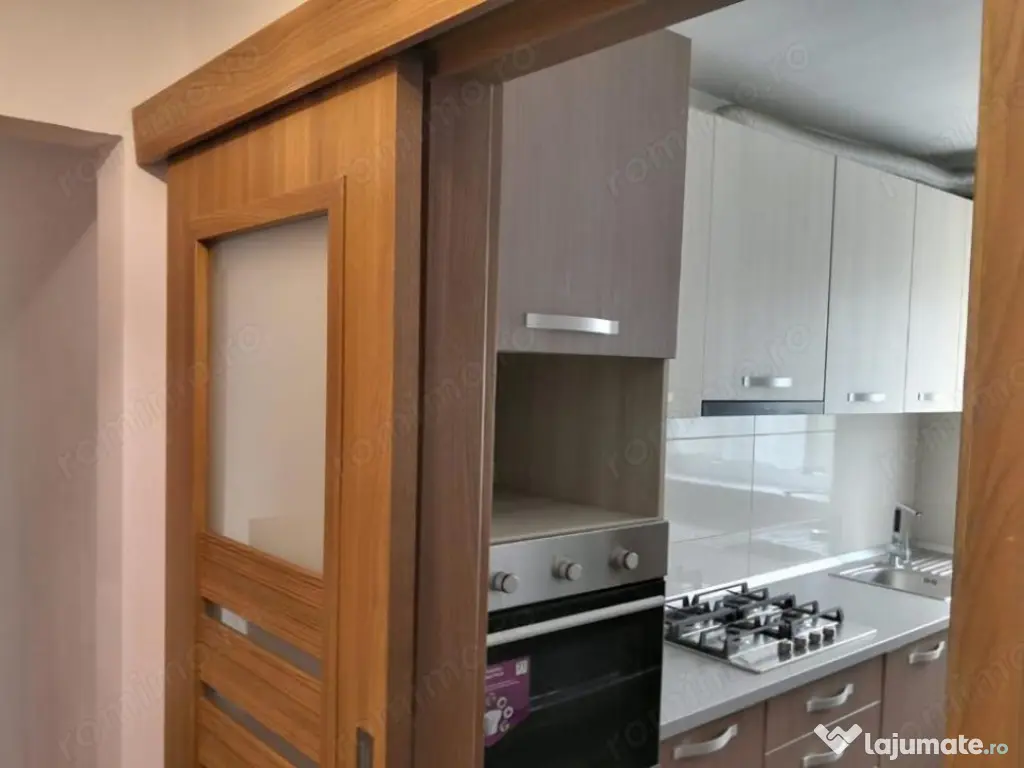 Apartament 3 camere de inchiriat zona Scriitorilor 