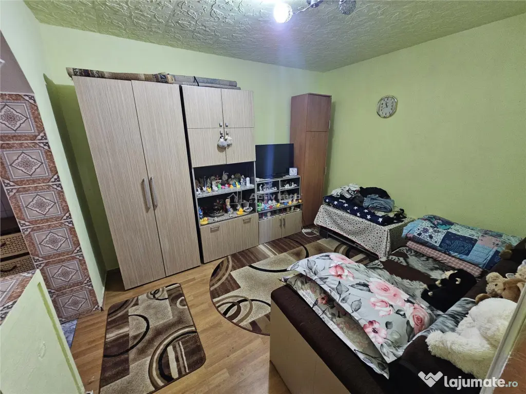 Resita, 2 Cam. Mobilat Utilat, Parter, Micro 1