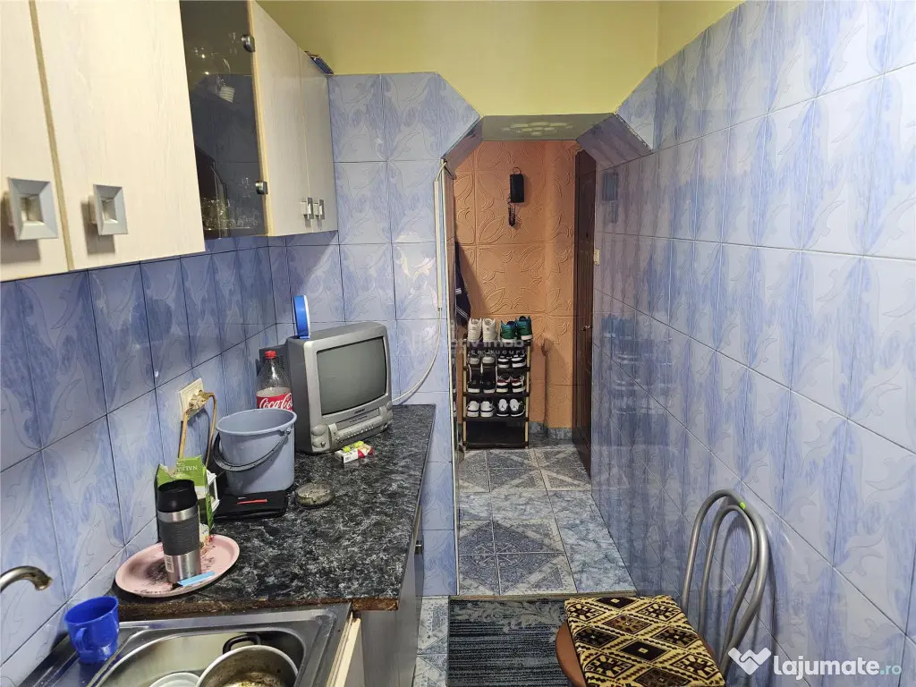 Resita, 2 Cam. Mobilat Utilat, Parter, Micro 1