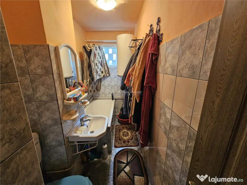 Resita, 2 Cam. Mobilat Utilat, Parter, Micro 1