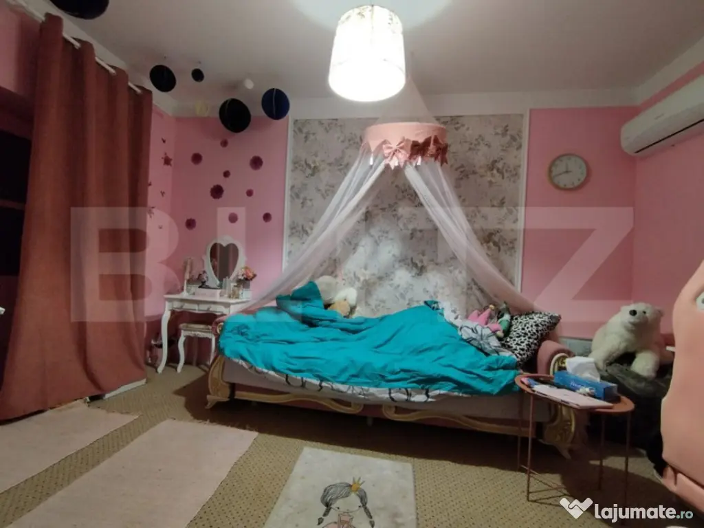 Casa cu 4 camere, 140 mp, acces auto, 902 mp teren, zona Bog