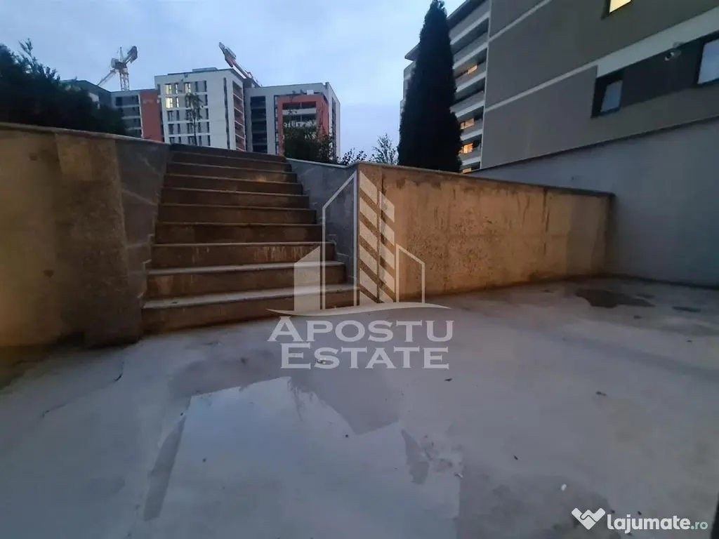 SAD, demisol, 2 locuri de parcare, in zona Aradului 