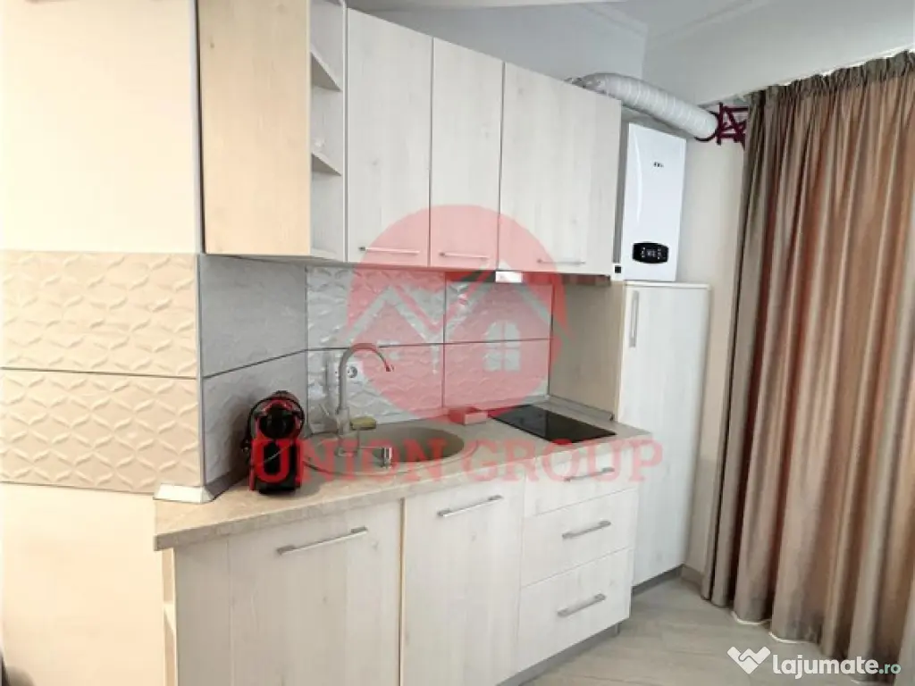 Studio Modern in Solid Residence Butoaie cu Vedere Superba l 