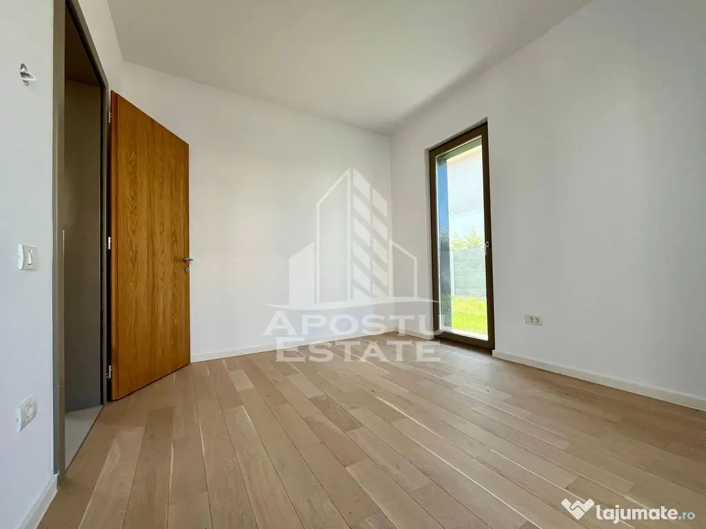 Casa Eco cu 4 camere, 3 bai, in Dumbravita