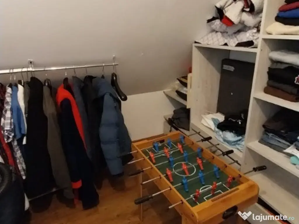 Apartament 4 camere 94 mp+terasa 17 mp Floresti central 