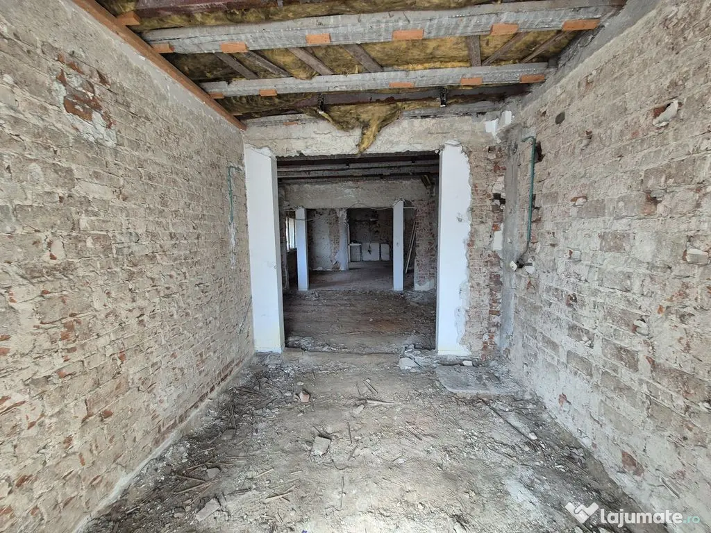 Casa S+P+1+Pod - 210,73 mp + teren 176 mp - zona Baicului...