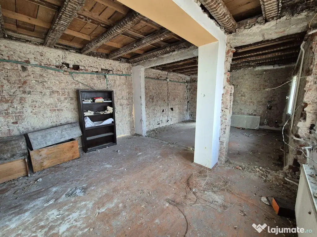 Casa S+P+1+Pod - 210,73 mp + teren 176 mp - zona Baicului...