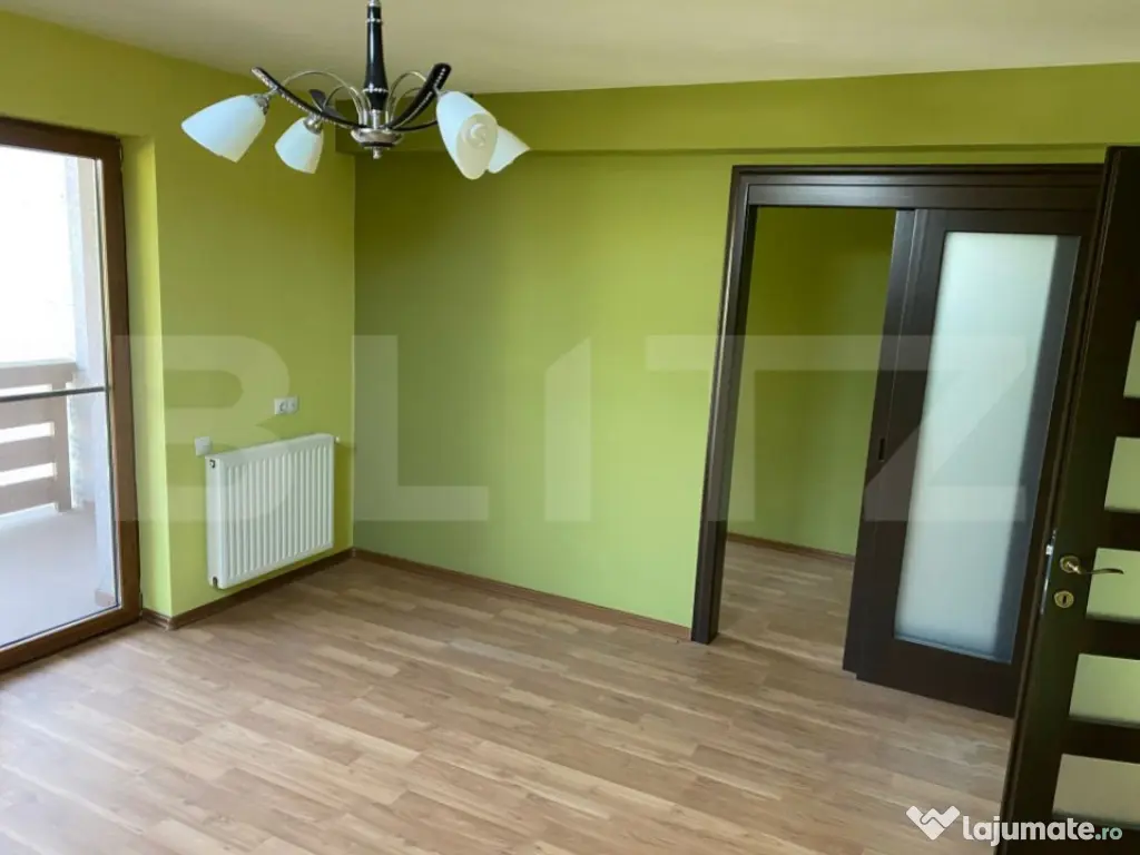 Casa de vanzare, cu 5 camere, 220 mp, zona Unirea 