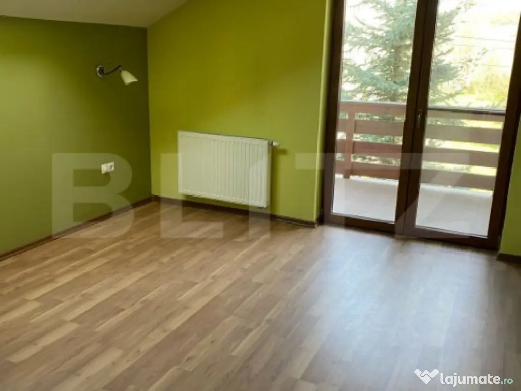 Casa de vanzare, cu 5 camere, 220 mp, zona Unirea 