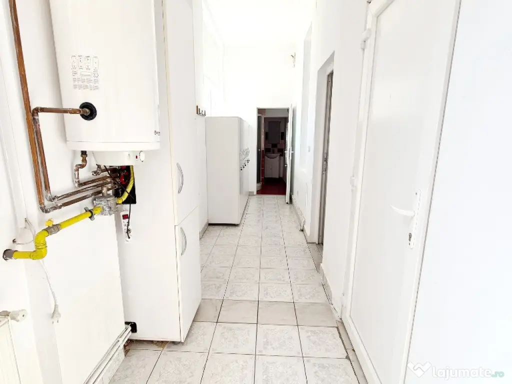 Inchiriez spatiu comercial zona Centrala - ID : RH-42920-property